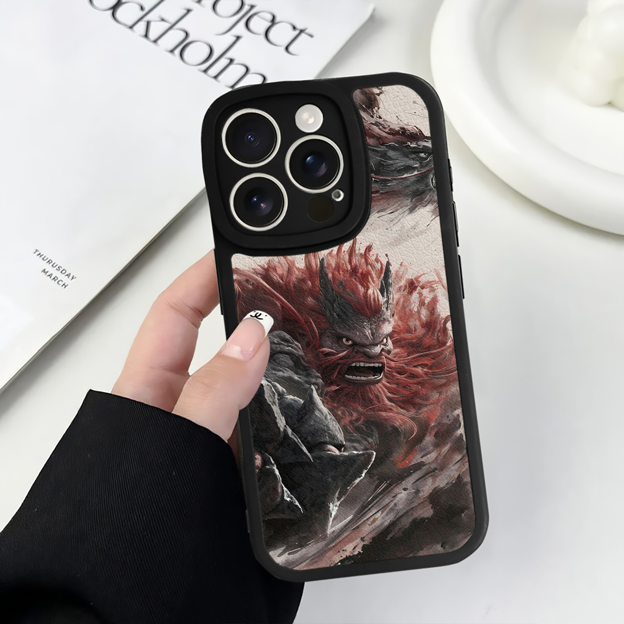 （画像用） Ne Zha 2 ナタ 魔童の大暴れ 【iPhone 16シリーズ対応】シリコンスマホケース（レザー調） 材質：シリコン